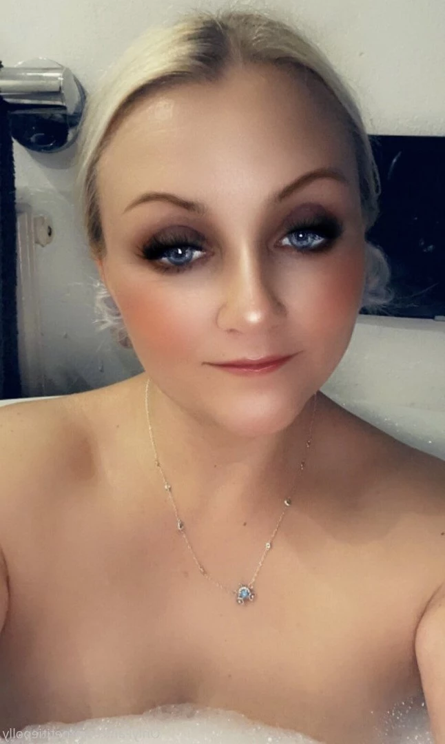 Petite polly [ petitiepolly ] Onlyfans leaked photo 4713469 on Hotleaks.tv