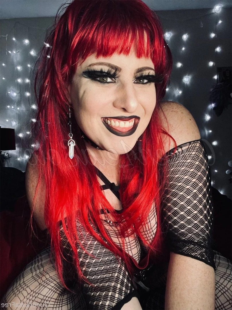 Queen Leia 👑 FREE [ queenleiafree ] Onlyfans leaked photo 4708031 on Hotleaks.tv