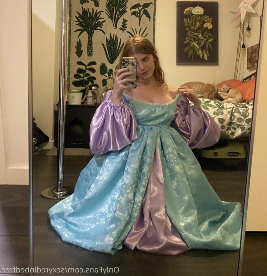 sexyredinbedfree Onlyfans leaked photo 11055662 on Hotleaks.tv