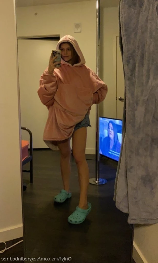 sexyredinbedfree Onlyfans leaked photo 11055692 on Hotleaks.tv