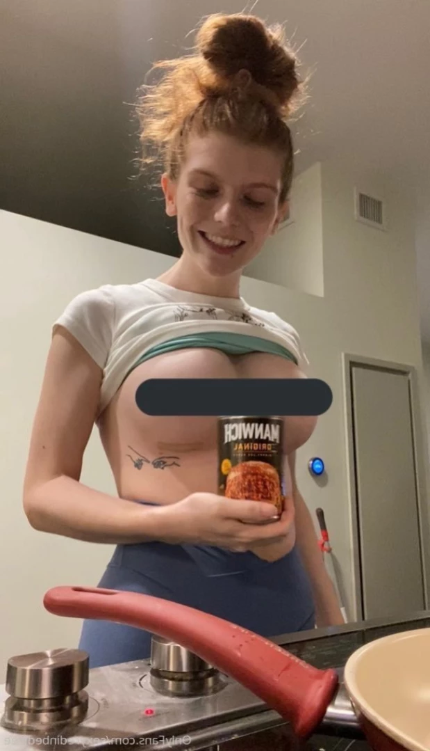 sexyredinbedfree Onlyfans leaked photo 15399593 on Hotleaks.tv