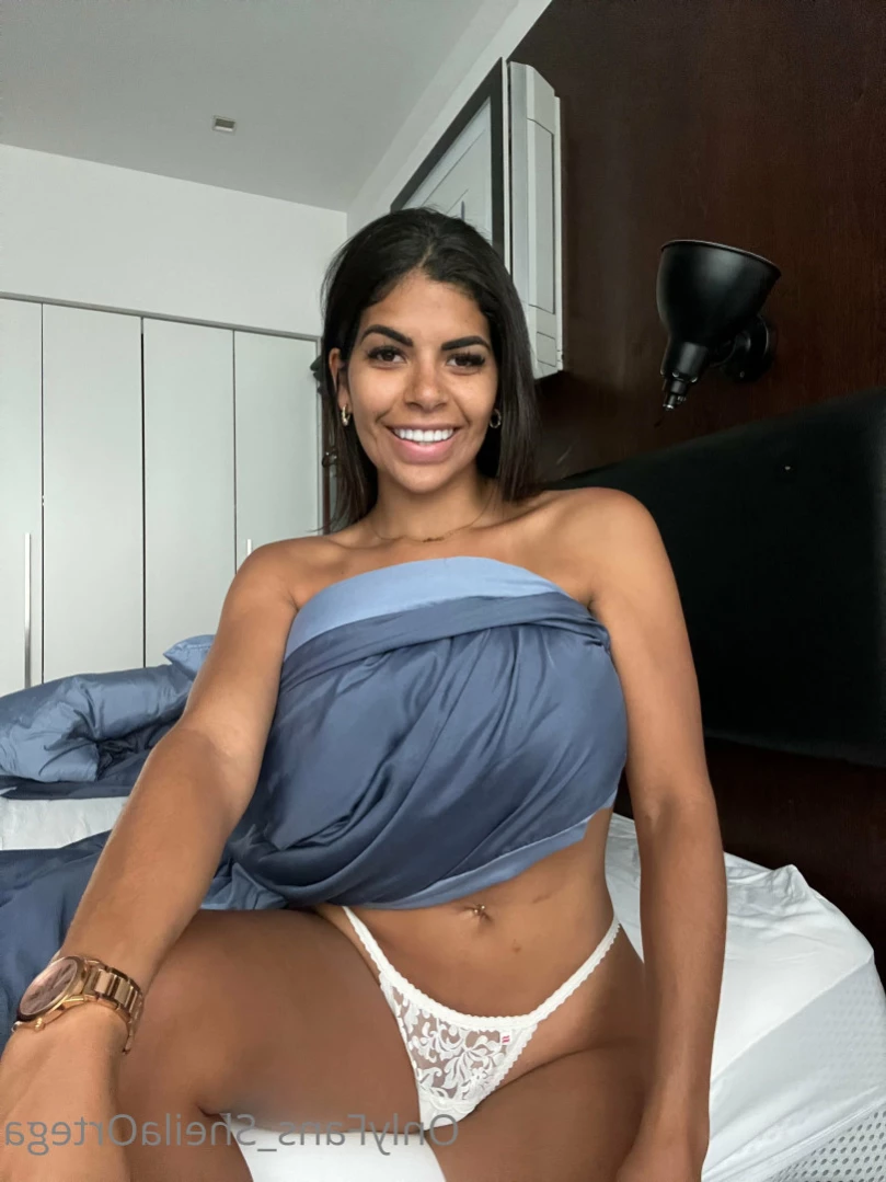 🟢Sheila Ortega ONLINE💖😊😇 [ sheilaortegaoff ] Onlyfans leaked photo 11483145 on Hotleaks.tv