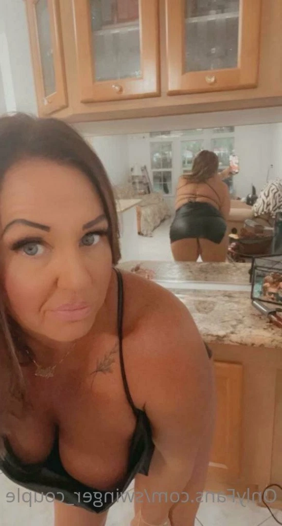 swinger_couple Onlyfans leaked photo 4697838 on Hotleaks.tv