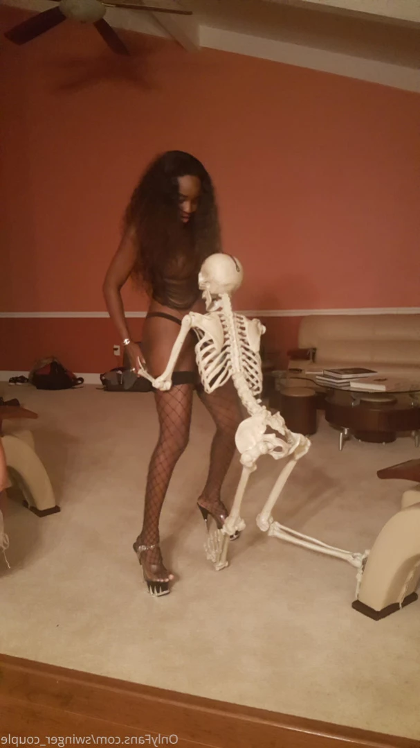 swinger_couple Onlyfans leaked photo 12685299 on Hotleaks.tv