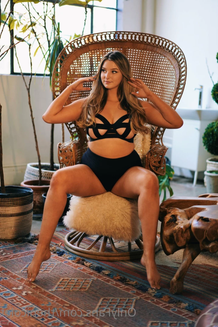Nicole [ thenicolet ] Onlyfans leaked photo 14108446 on Hotleaks.tv