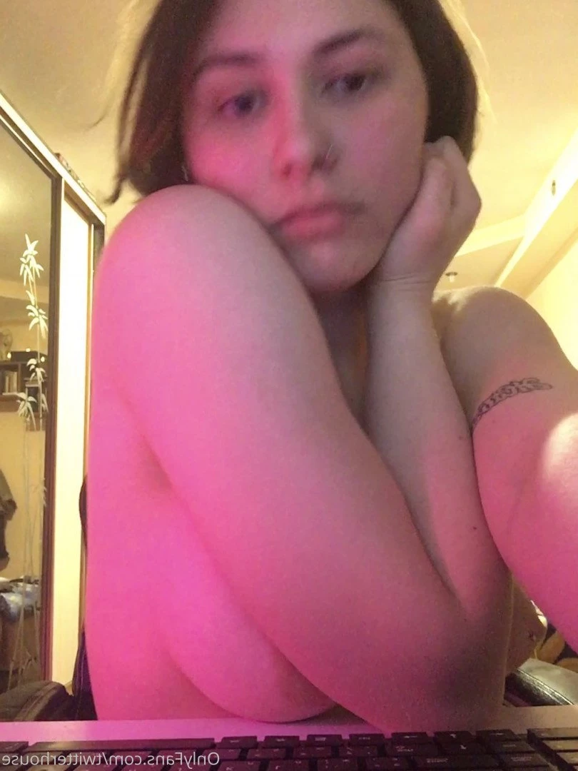леночка [ twitterhouse ] Onlyfans leaked photo 4701343 on Hotleaks.tv