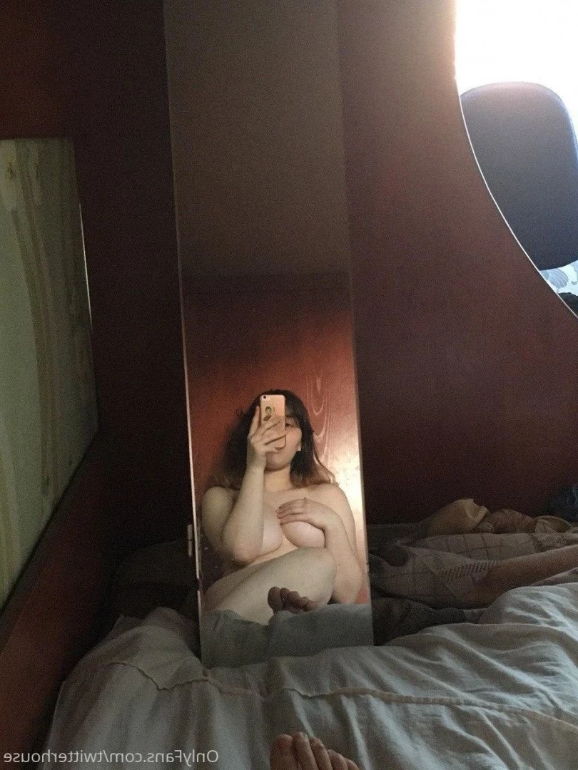 леночка [ twitterhouse ] Onlyfans leaked photo 4701365 on Hotleaks.tv