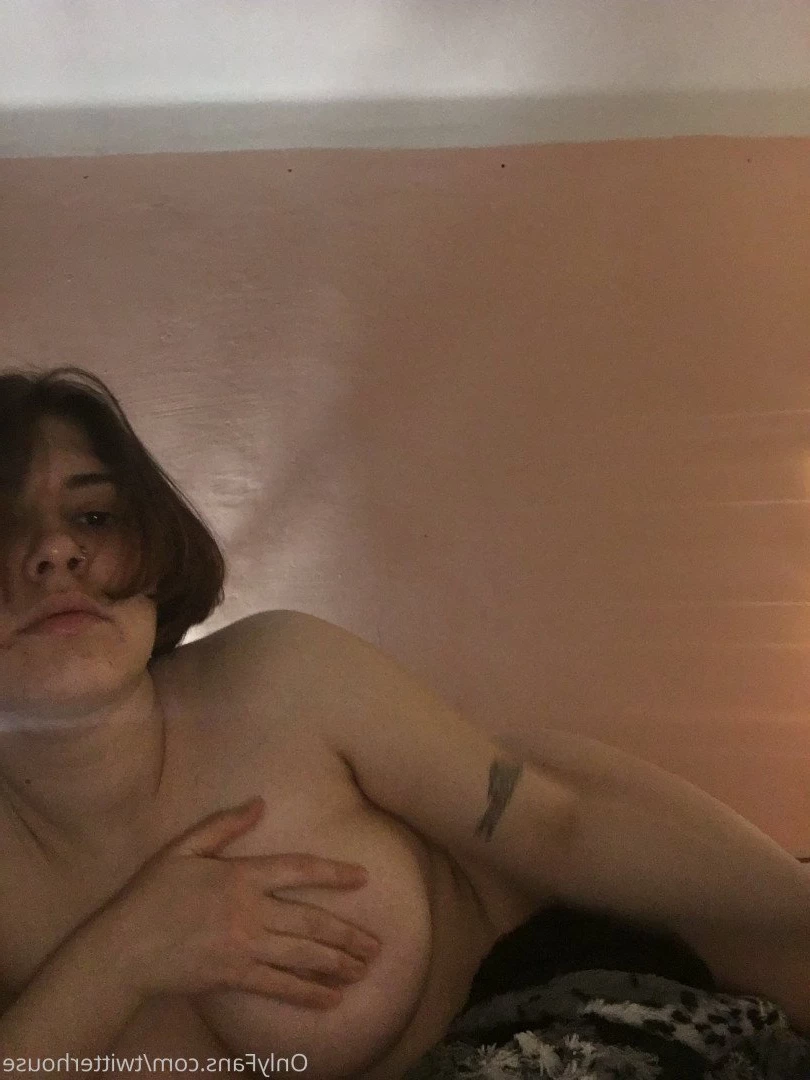 леночка [ twitterhouse ] Onlyfans leaked photo 4701759 on Hotleaks.tv