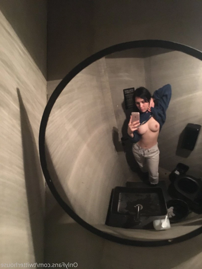 леночка [ twitterhouse ] Onlyfans leaked photo 4701826 on Hotleaks.tv