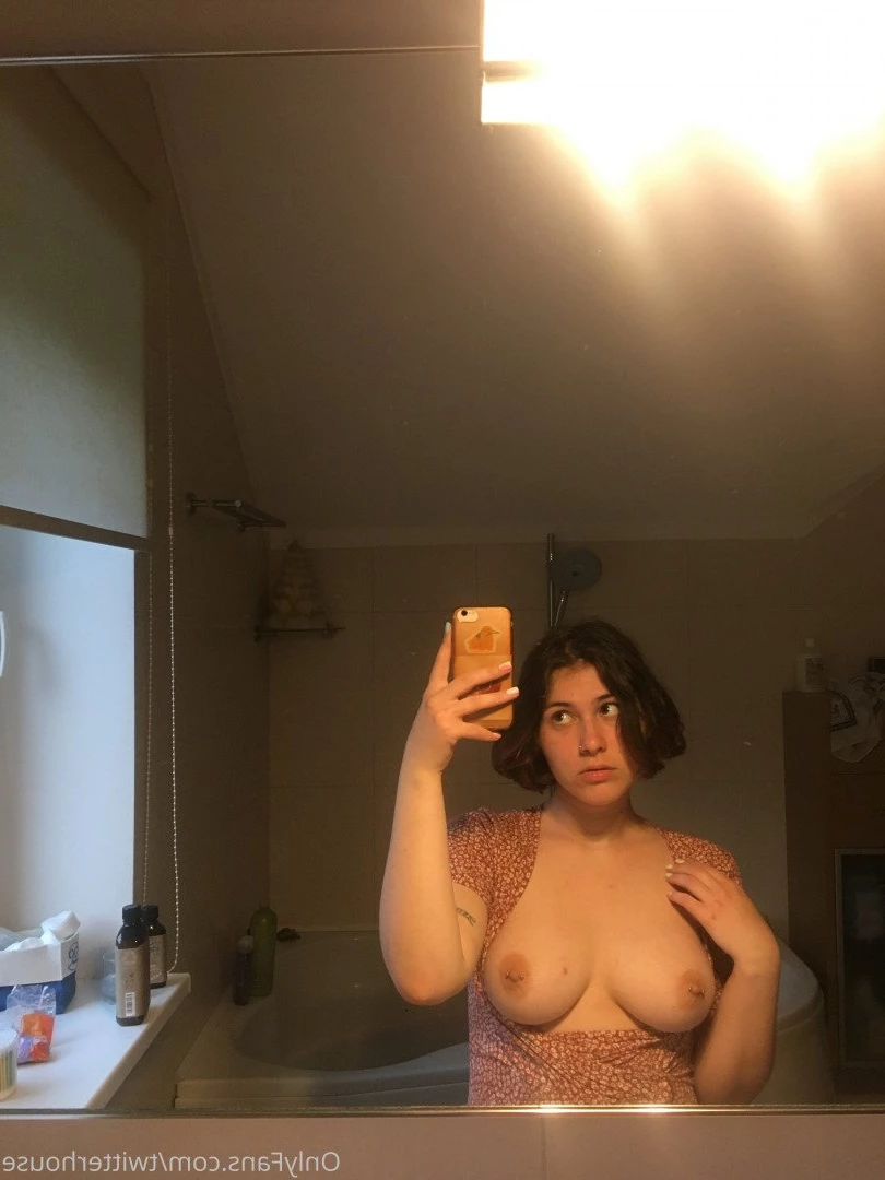 леночка [ twitterhouse ] Onlyfans leaked photo 4701863 on Hotleaks.tv