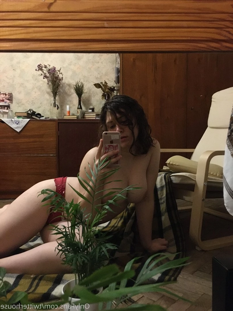 леночка [ twitterhouse ] Onlyfans leaked photo 4701991 on Hotleaks.tv