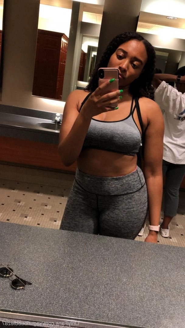 Queen Bubbz [ yagurlbubblez ] Onlyfans leaked photo 4699359 on Hotleaks.tv