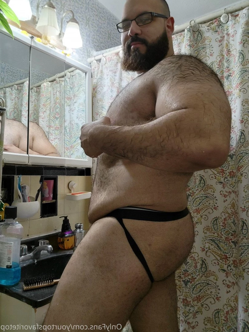 Your Top's Favorite Top [ yourtopsfavoritetop ] Onlyfans leaked photo 4697776 on Hotleaks.tv