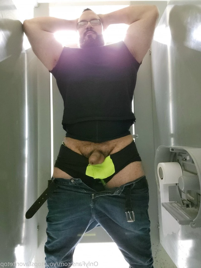 Your Top's Favorite Top [ yourtopsfavoritetop ] Onlyfans leaked photo 4697904 on Hotleaks.tv