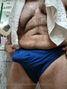 4698164