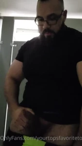 Your Top's Favorite Top [ yourtopsfavoritetop ] Onlyfans leaked video 5935031 on Hotleaks.tv