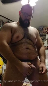Your Top's Favorite Top [ yourtopsfavoritetop ] Onlyfans leaked video 5936354 on Hotleaks.tv