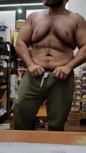 Your Top's Favorite Top [ yourtopsfavoritetop ] Onlyfans leaked video 5936915 on Hotleaks.tv