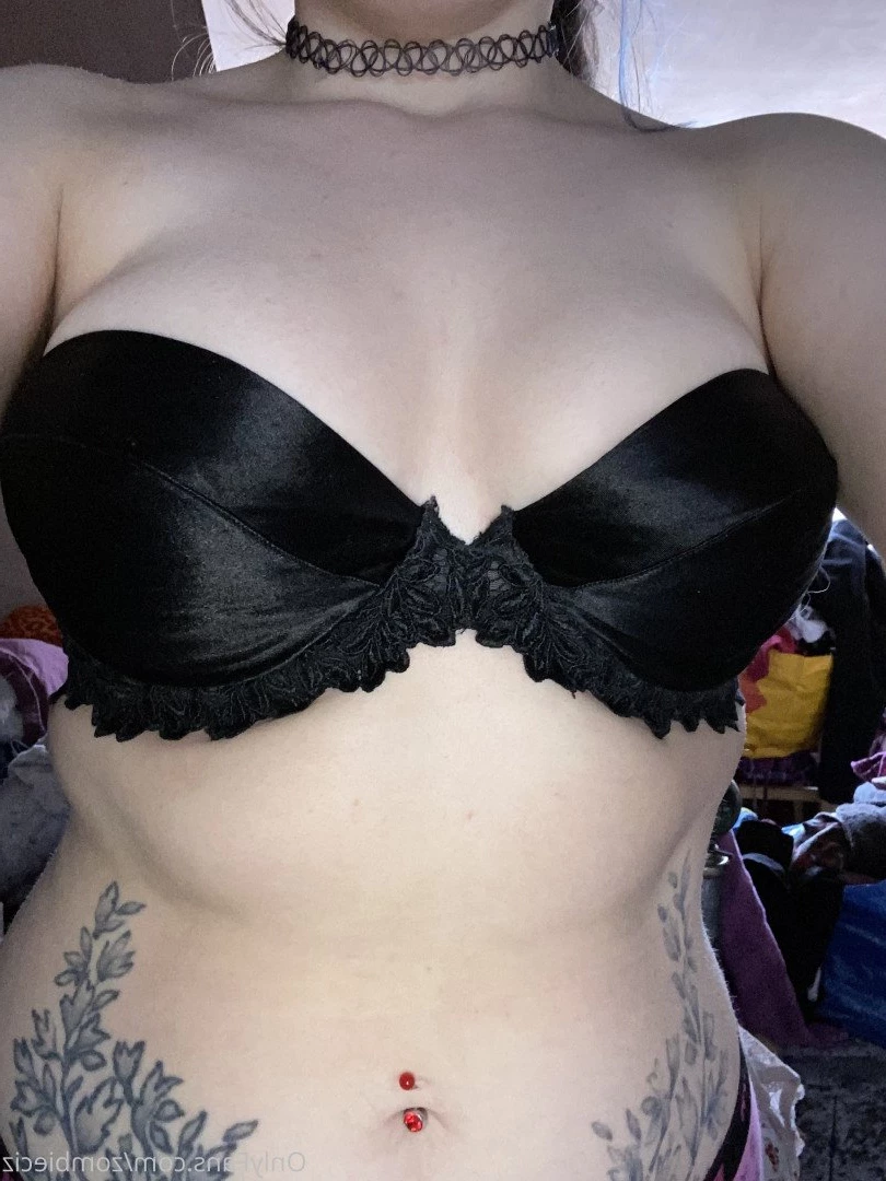 zombieciz Onlyfans leaked photo 4696770 on Hotleaks.tv