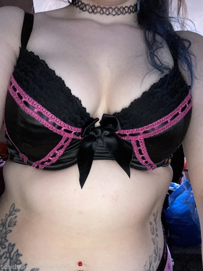 zombieciz Onlyfans leaked photo 4697179 on Hotleaks.tv