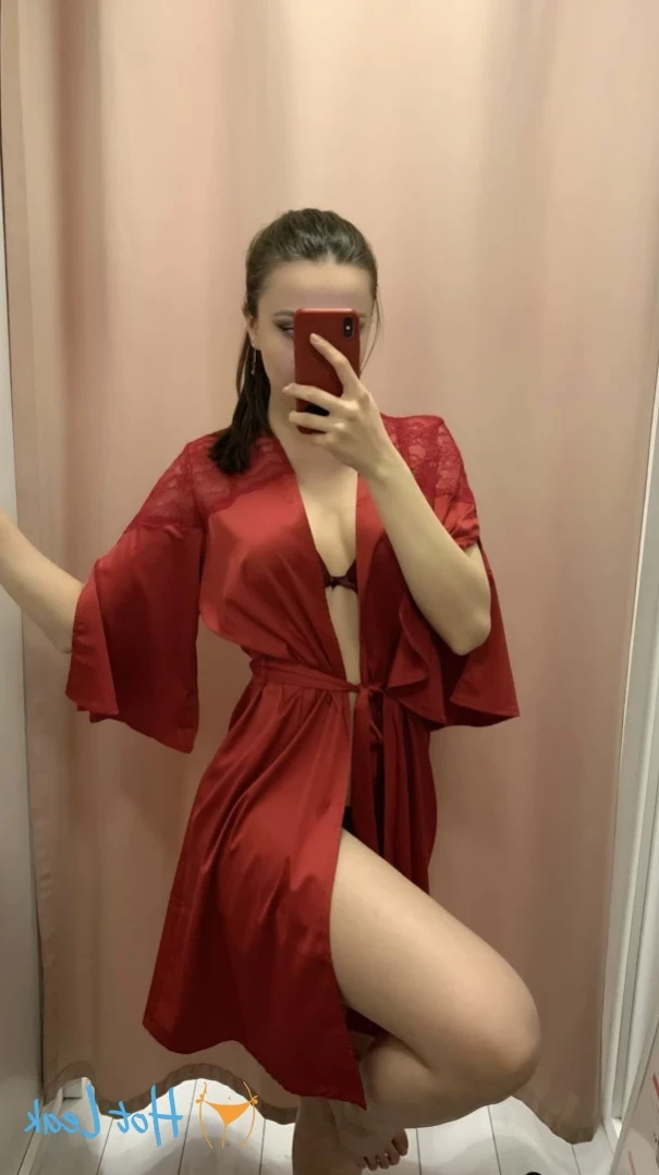 sinem [ sinemzgr6 ] Onlyfans leaked photo 14785119 on Hotleaks.tv