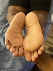 7655218