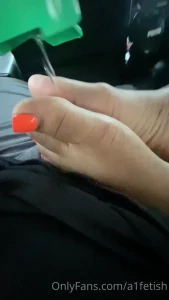 7772368