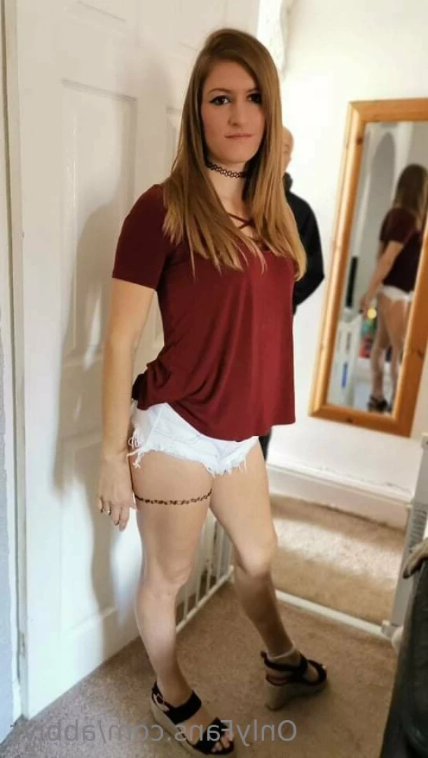Abbi [ abbivr ] Onlyfans leaked photo 6476939 on Hotleaks.tv