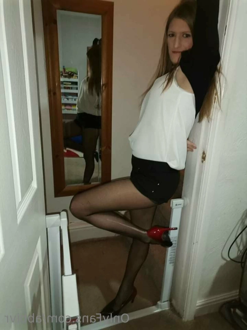 Abbi [ abbivr ] Onlyfans leaked photo 6477002 on Hotleaks.tv