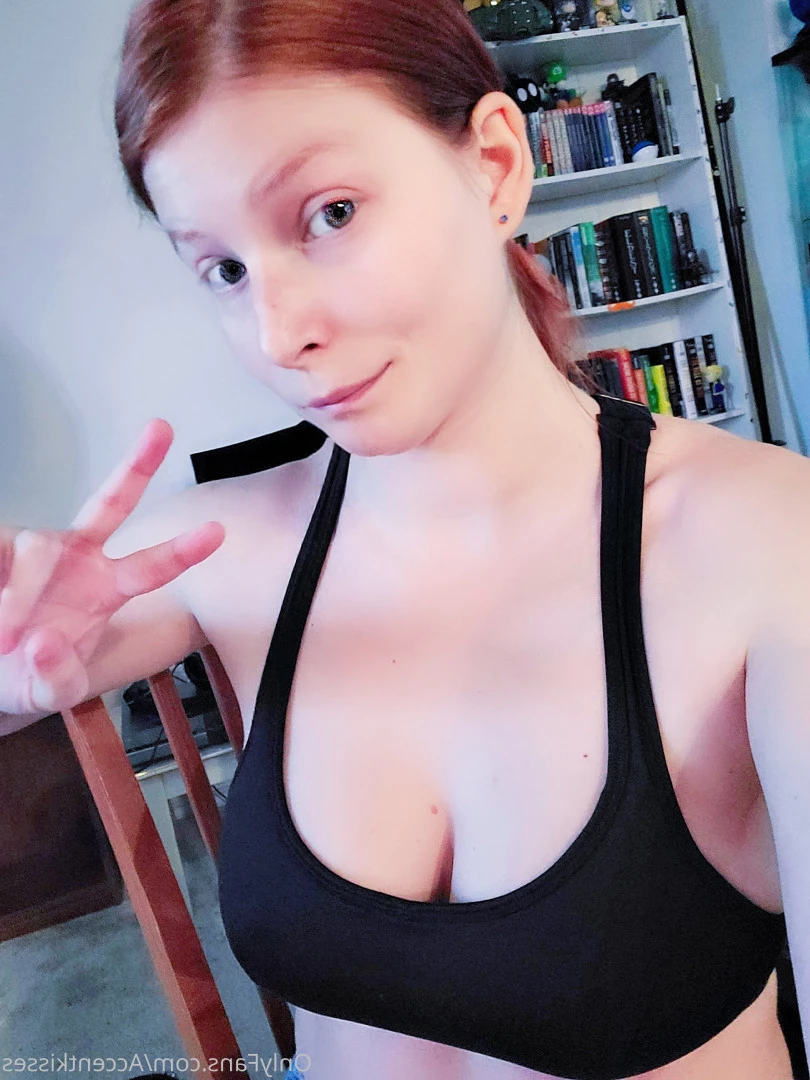 Kisses [ accentkisses ] Onlyfans leaked photo 10505656 on Hotleaks.tv
