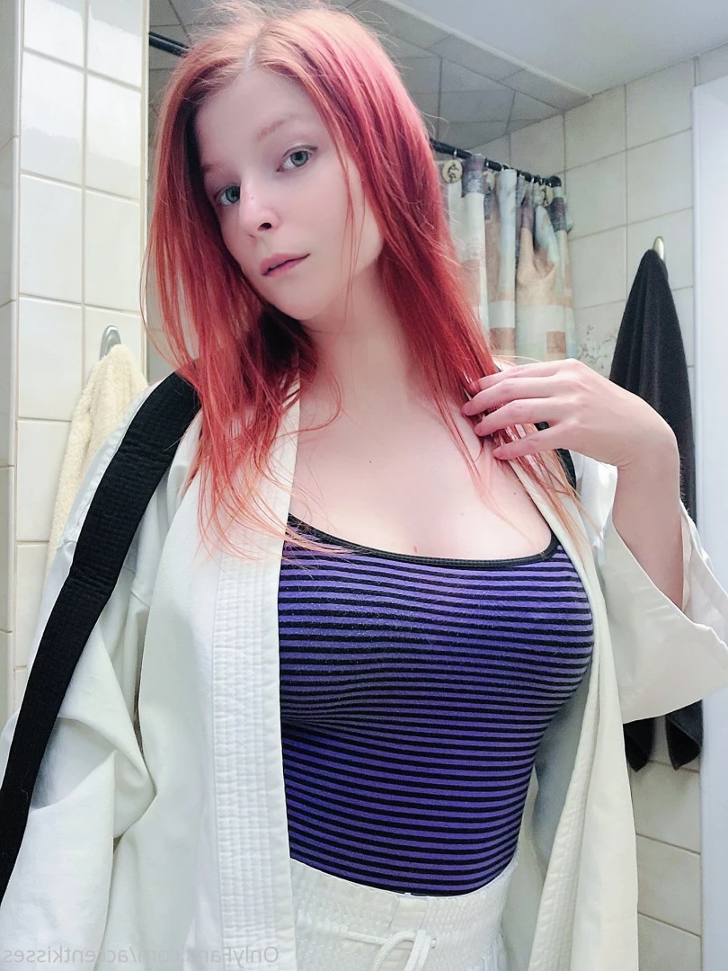 Kisses [ accentkisses ] Onlyfans leaked photo 10506170 on Hotleaks.tv