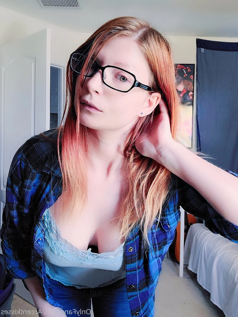 Kisses [ accentkisses ] Onlyfans leaked photo 10506874 on Hotleaks.tv
