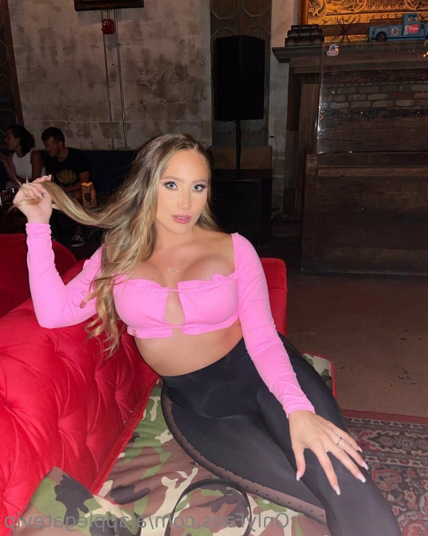 AJ Applegate Hotwife 🥵 [ ajapplegatevip ] Onlyfans leaked photo 6541807 on Hotleaks.tv