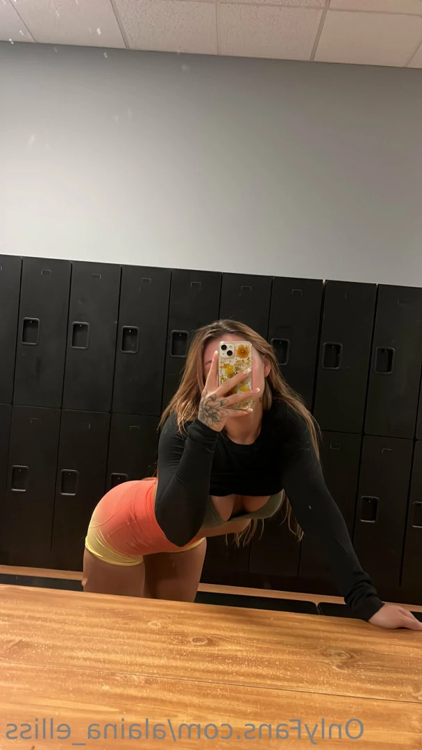 Alaina [ alaina_elliss ] Onlyfans leaked photo 7417612 on Hotleaks.tv
