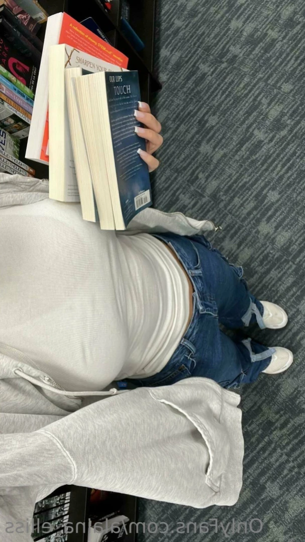 Alaina [ alaina_elliss ] Onlyfans leaked photo 11056074 on Hotleaks.tv