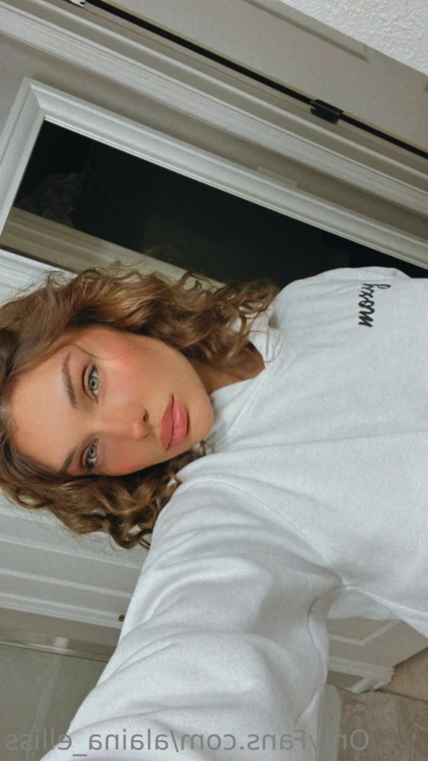 Alaina [ alaina_elliss ] Onlyfans leaked photo 12286906 on Hotleaks.tv
