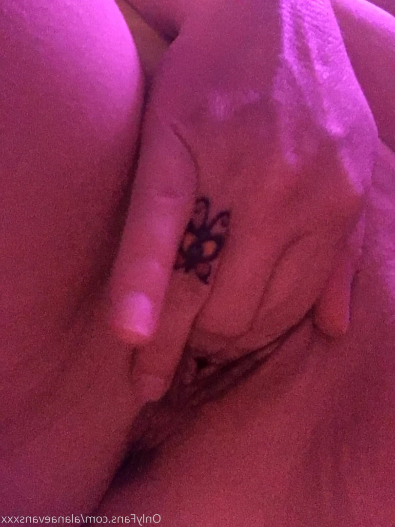 Alana Evans [ alanaevansxxx ] Onlyfans leaked photo 6778202 on Hotleaks.tv
