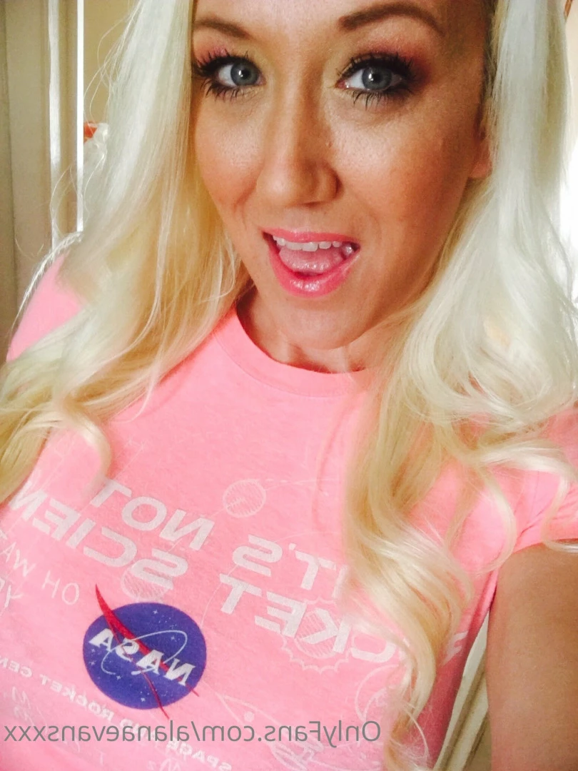 Alana Evans [ alanaevansxxx ] Onlyfans leaked photo 6791893 on Hotleaks.tv