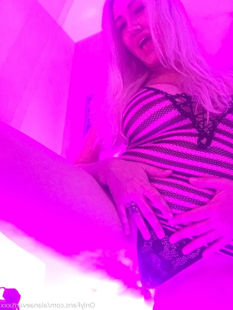 Alana Evans [ alanaevansxxx ] Onlyfans leaked photo 6793356 on Hotleaks.tv