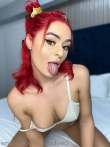 7656752