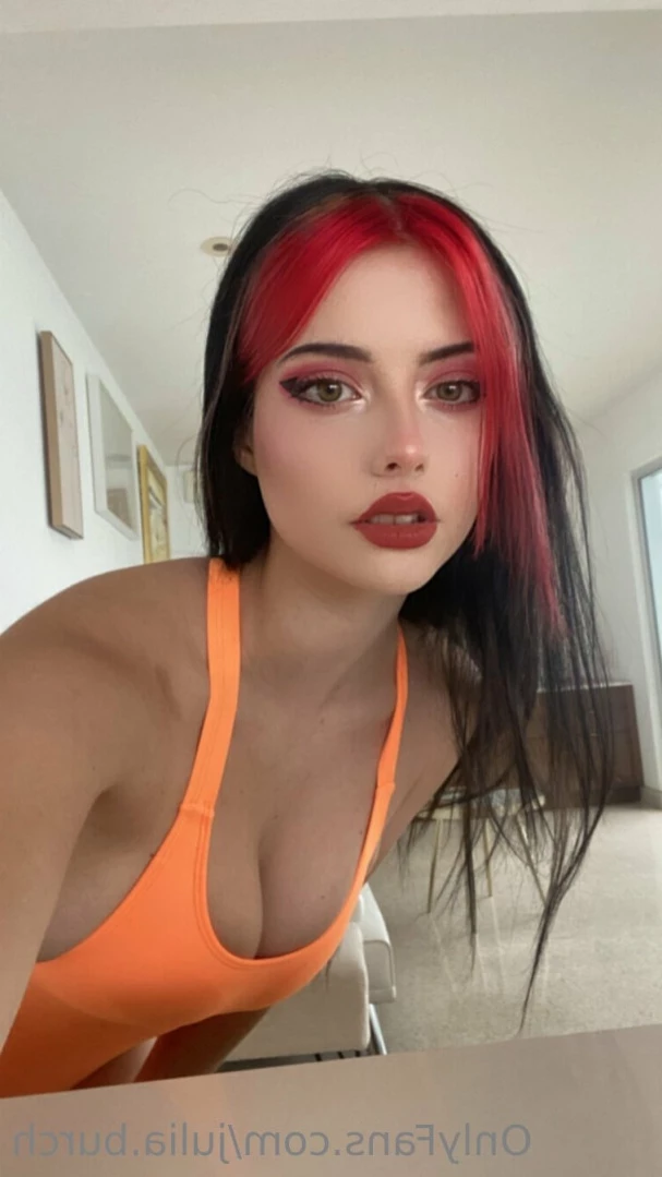 Julia Burch [ julia.burch ] Onlyfans leaked photo 12390231 on Hotleaks.tv