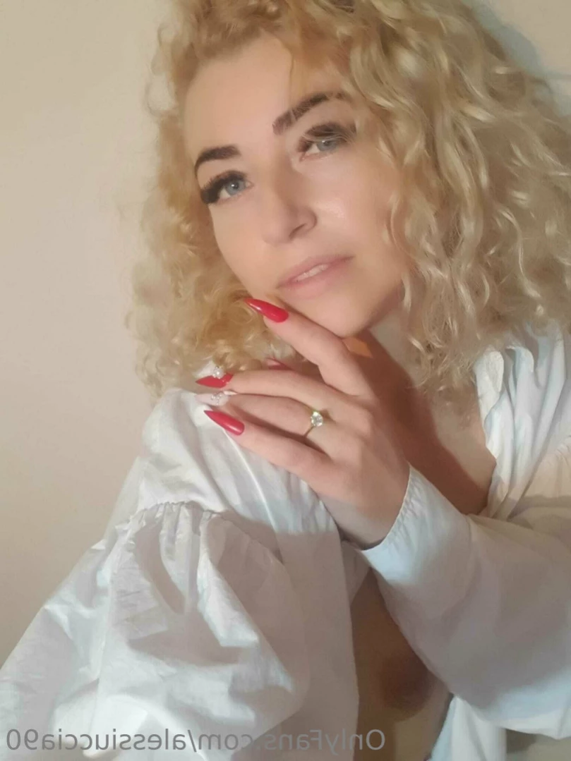 Alessia [ alessiuccia90 ] Onlyfans leaked photo 16382839 on Hotleaks.tv
