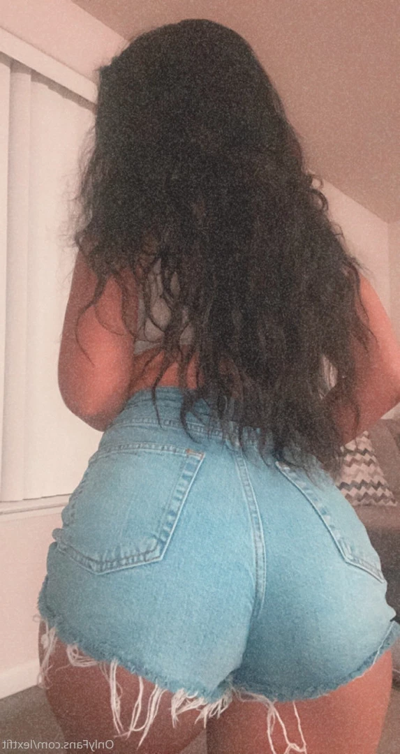 Alexis [ alexisbtelles ] Onlyfans leaked photo 7655068 on Hotleaks.tv