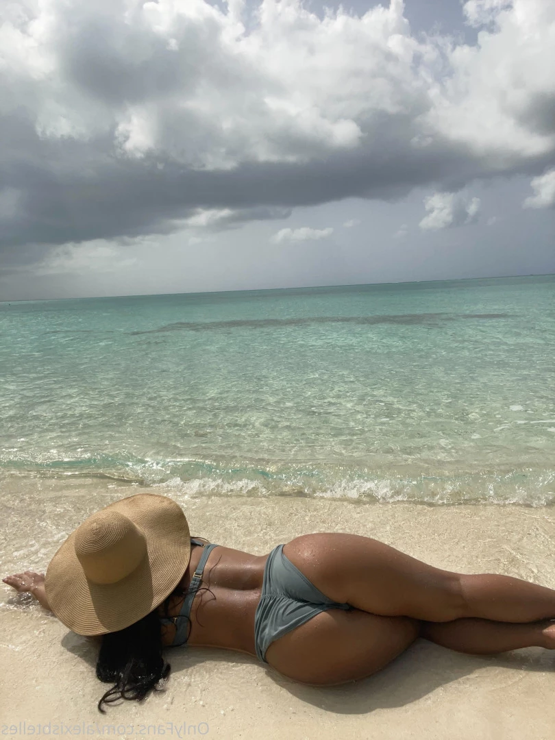 Alexis [ alexisbtelles ] Onlyfans leaked photo 7656137 on Hotleaks.tv
