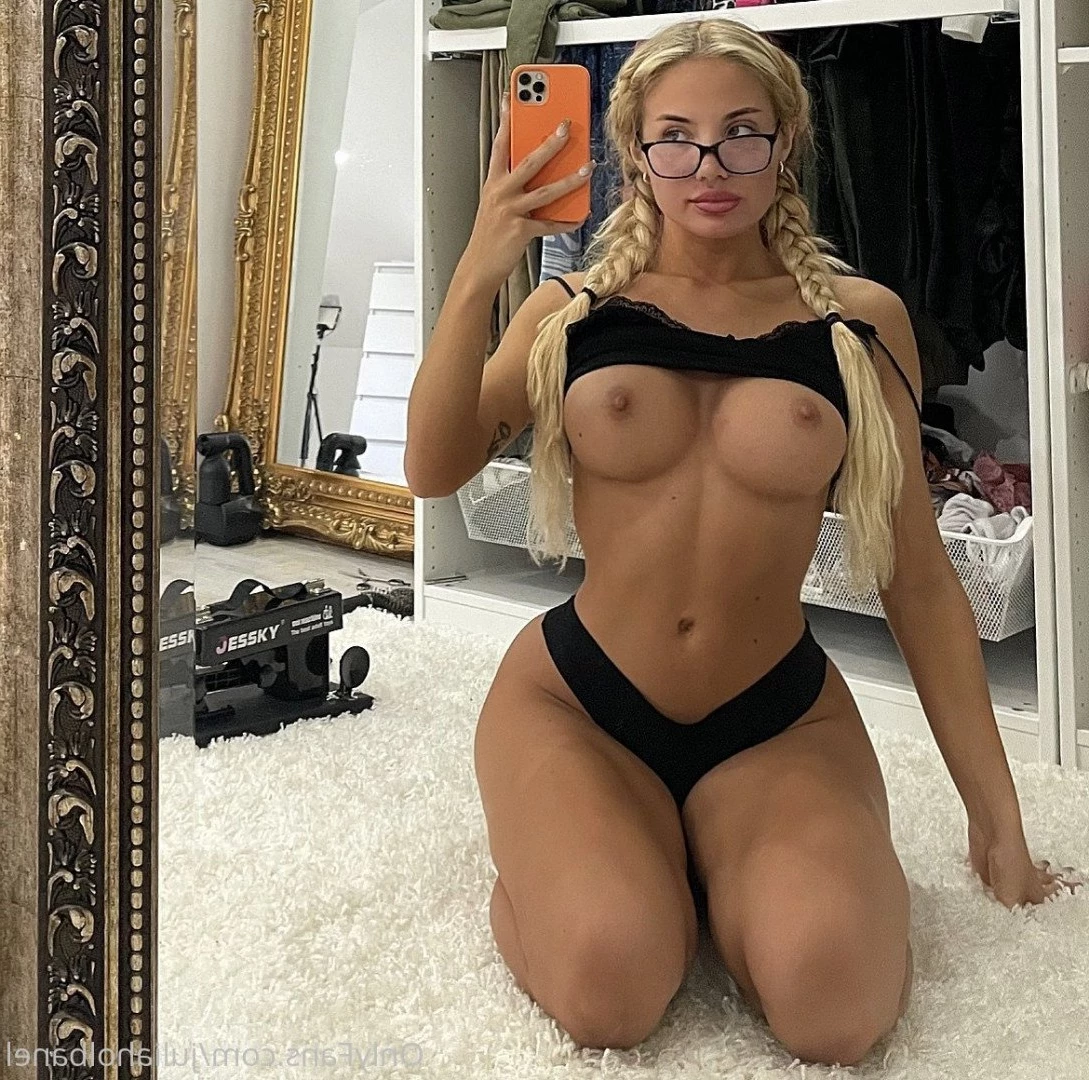 Julia [ juliaholbanel ] Onlyfans leaked photo 565318 on Hotleaks.tv