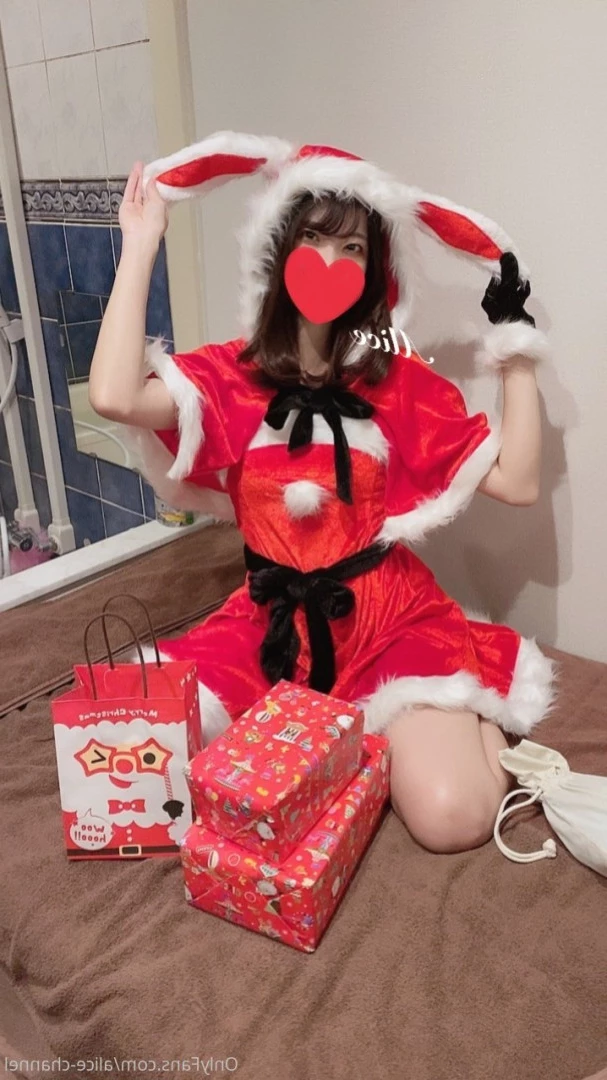 Alice [ alice_monthly_fans ] Onlyfans leaked photo 7724042 on Hotleaks.tv