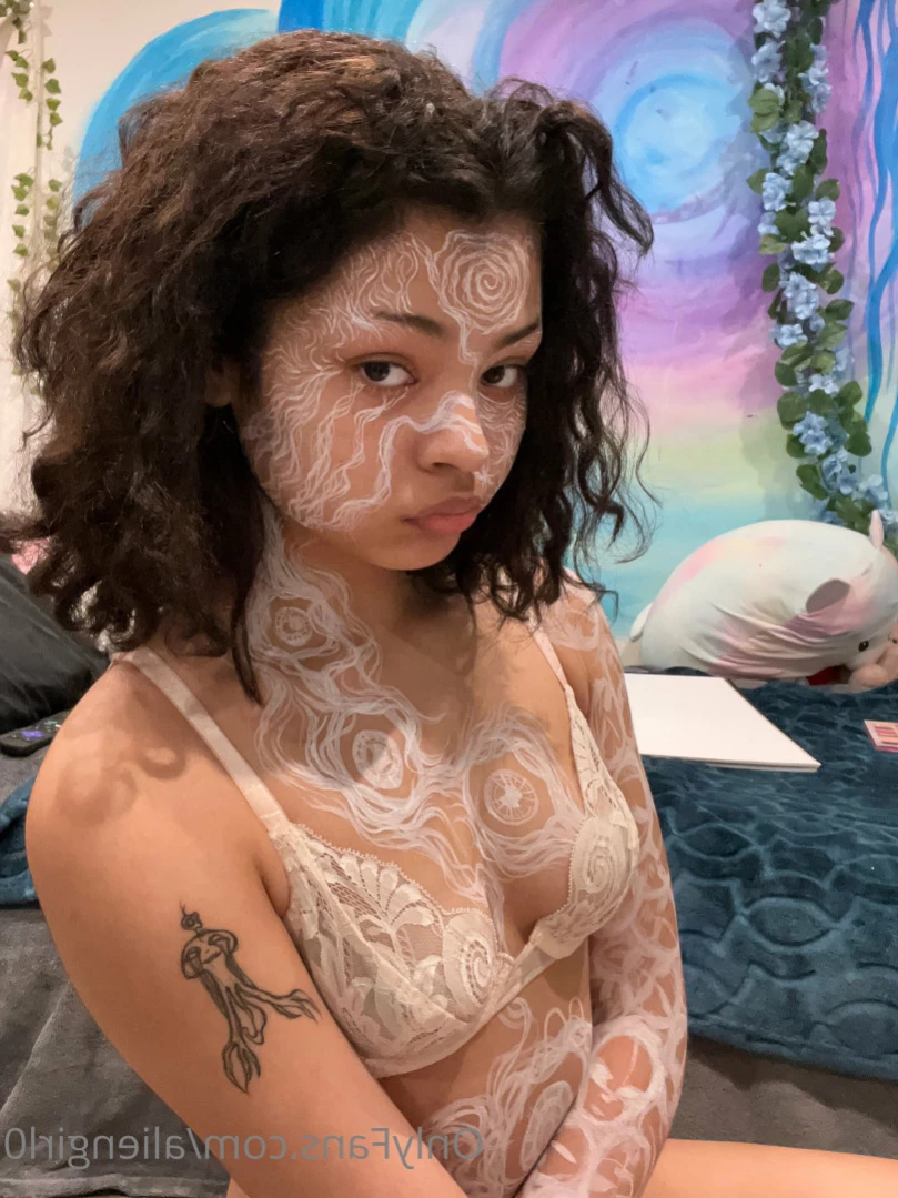 ALIEN [ aliengirl0 ] Onlyfans leaked photo 10937441 on Hotleaks.tv