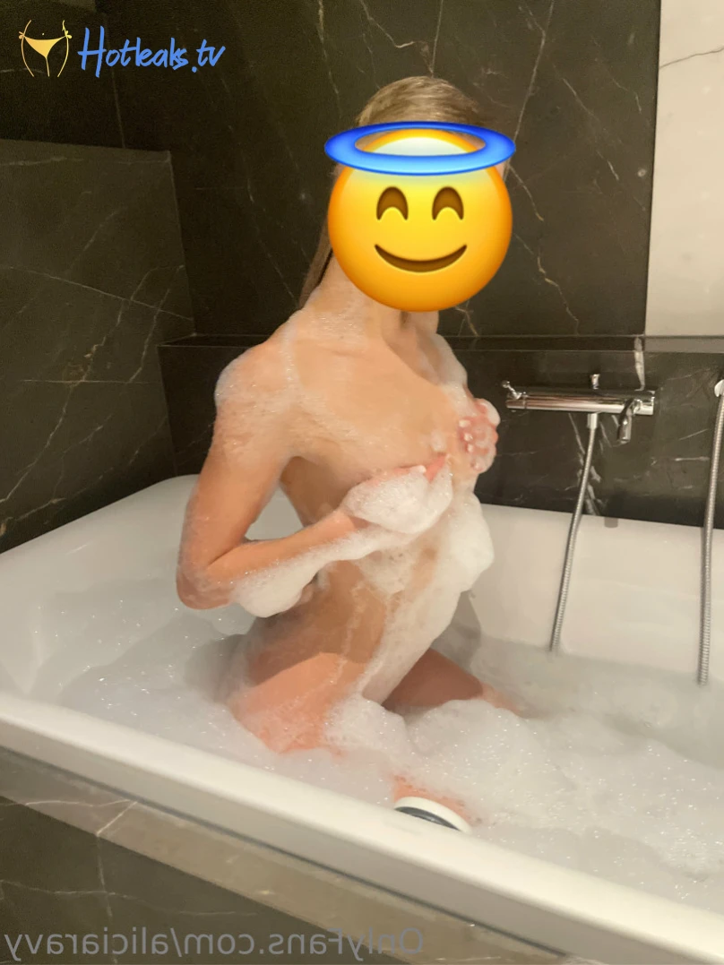 allciaravy Onlyfans leaked photo 7578703 on Hotleaks.tv