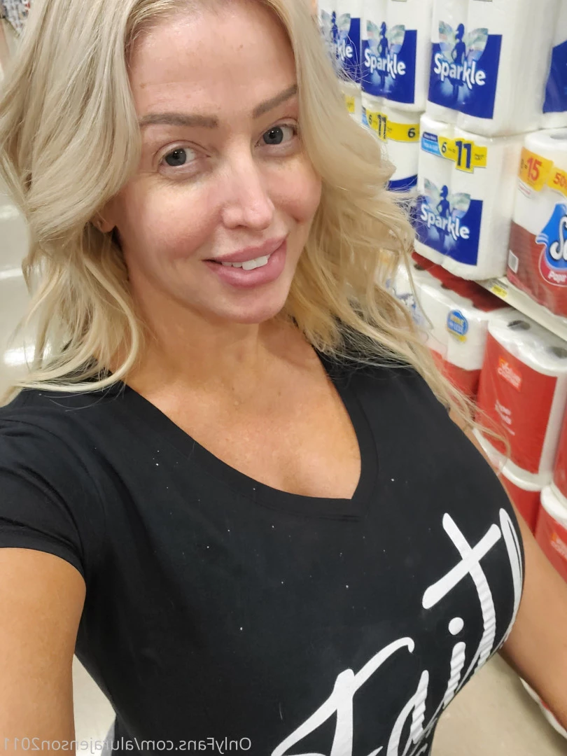 Alura Jenson [ alurajenson2011 ] Onlyfans leaked photo 10573713 on Hotleaks.tv