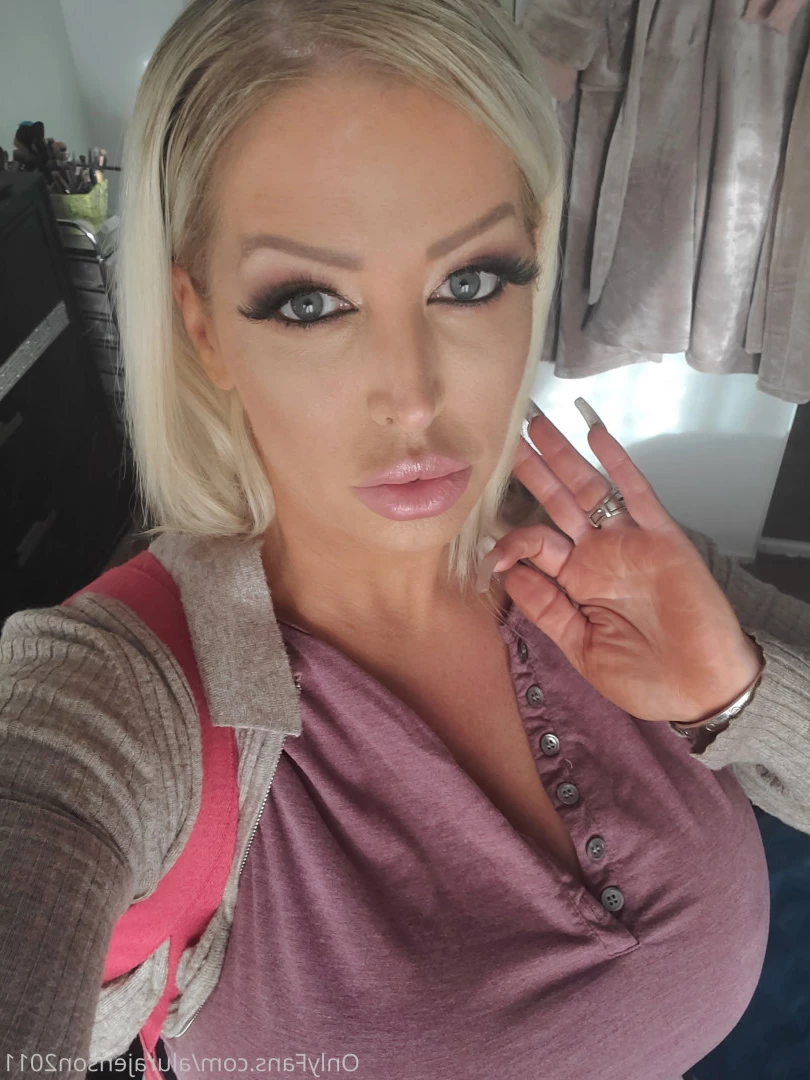 Alura Jenson [ alurajenson2011 ] Onlyfans leaked photo 10584077 on Hotleaks.tv